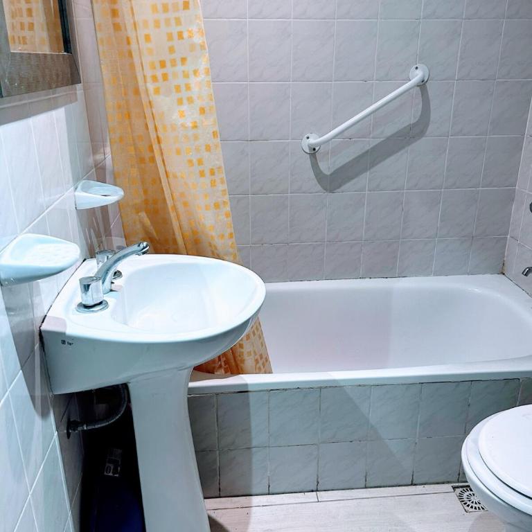 Luz Clarita - One-Bedroom Apartment - 11