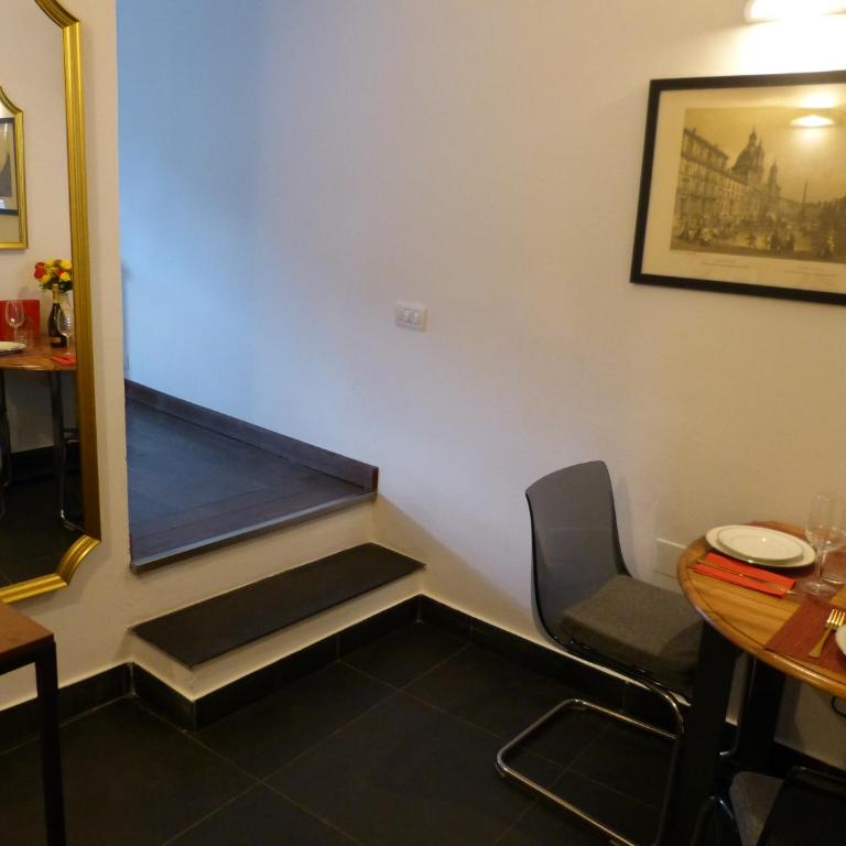 The column of Campo de' Fiori - Appartamento con 1 Camera da Letto - 20