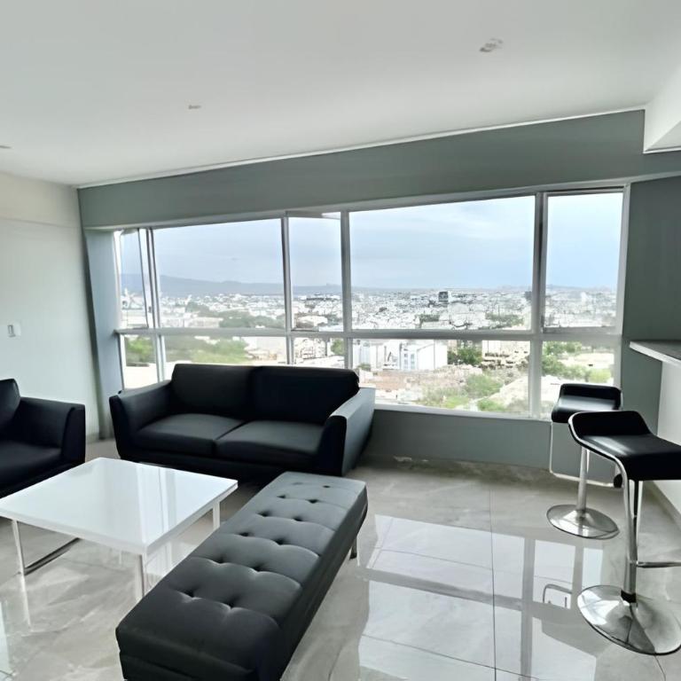 Modern Apartment between Miraflores & Surquillo - Three-Bedroom Apartment - 16