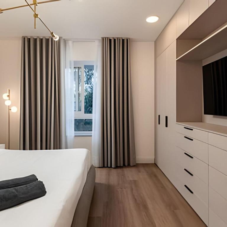 The Grand Residence Miraflores - Two-Bedroom Deluxe Apartment - 6