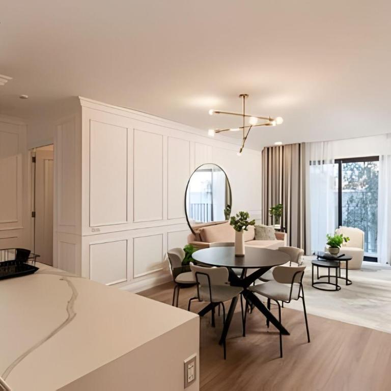 The Grand Residence Miraflores - Two-Bedroom Deluxe Apartment - 53