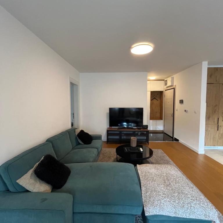 Forest Nook FREE GARAGE - One-Bedroom Apartment - 10