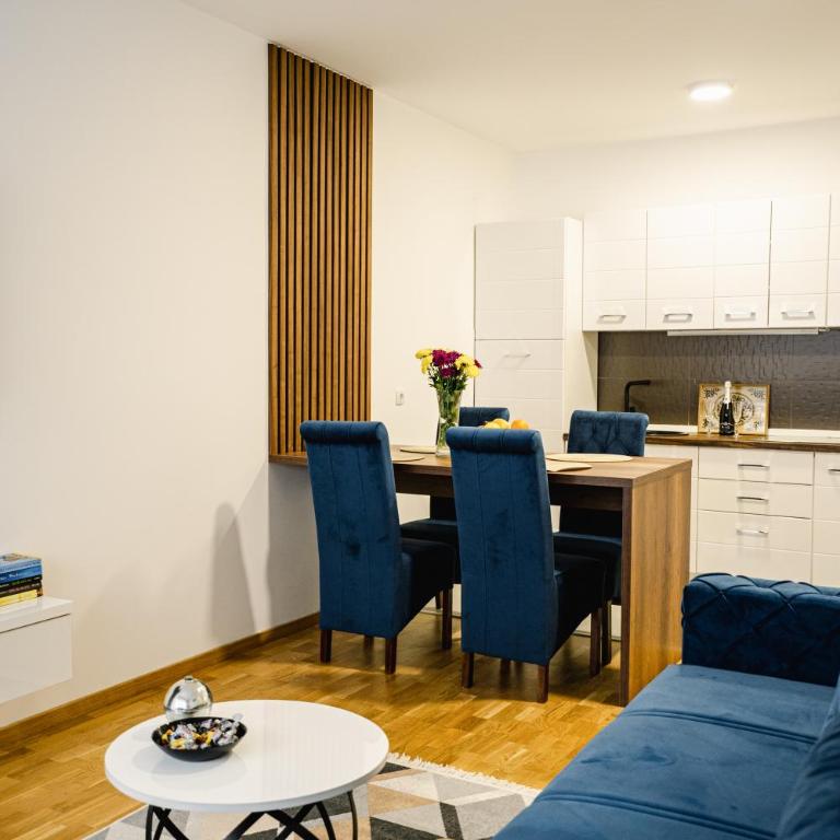 Lilys LUX apartman - Studio Apartment with Balcony - 18