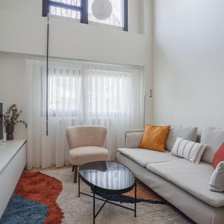 Modern duplex-2Bedrooms 2Bathrooms-Ventas - Two-Bedroom Apartment - 1