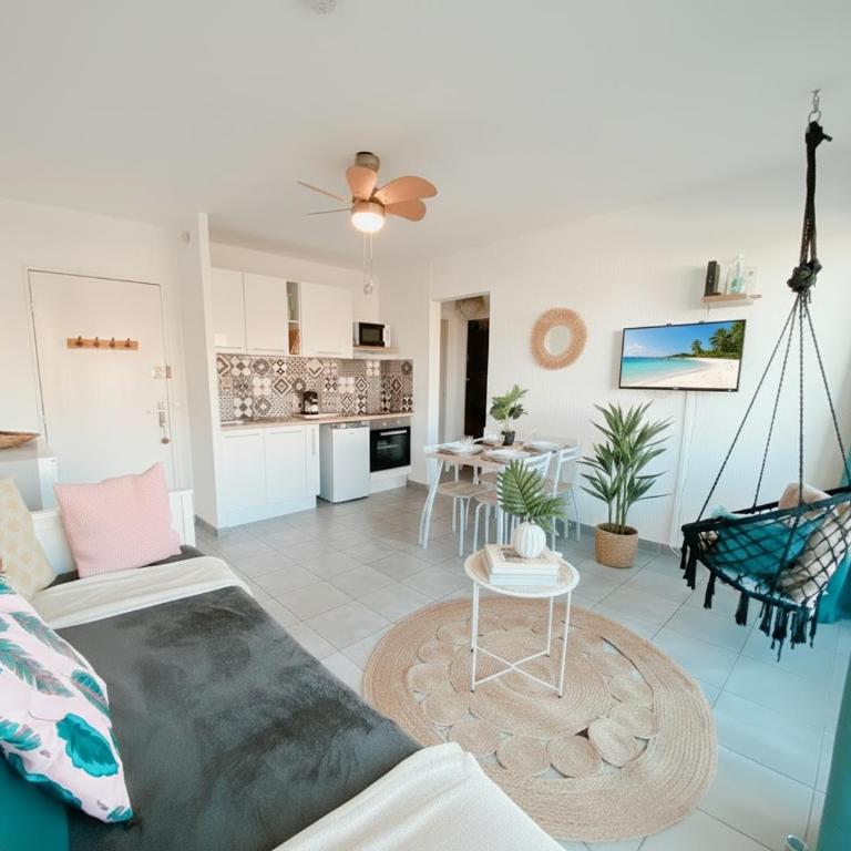 Superbe T2 au calme avec balcon sur la marina - 10 - Appartement 1 Chambre - 3