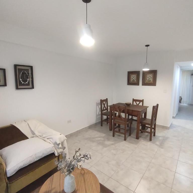 Las amapolas 647 - One-Bedroom Apartment - 1