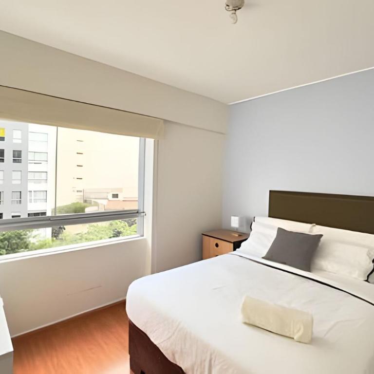 Sky Apartamento Sergio Bernales, parques y ciudad - Two-Bedroom Apartment - 5