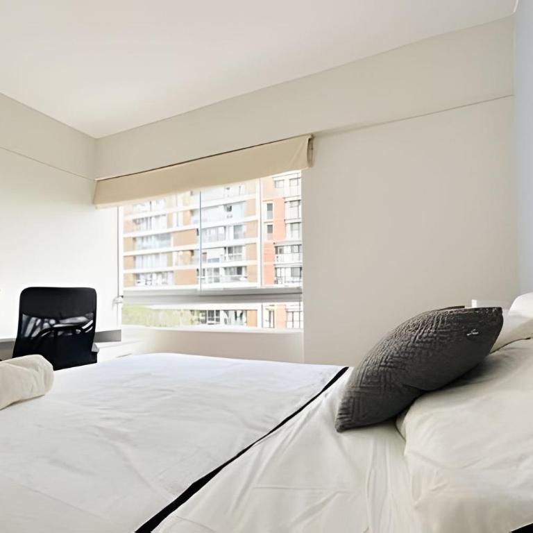 Sky Apartamento Sergio Bernales, parques y ciudad - Two-Bedroom Apartment - 7