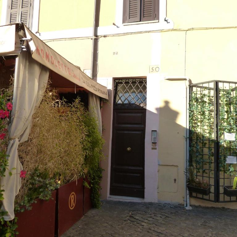 The column of Campo de' Fiori - Appartamento con 1 Camera da Letto - 32
