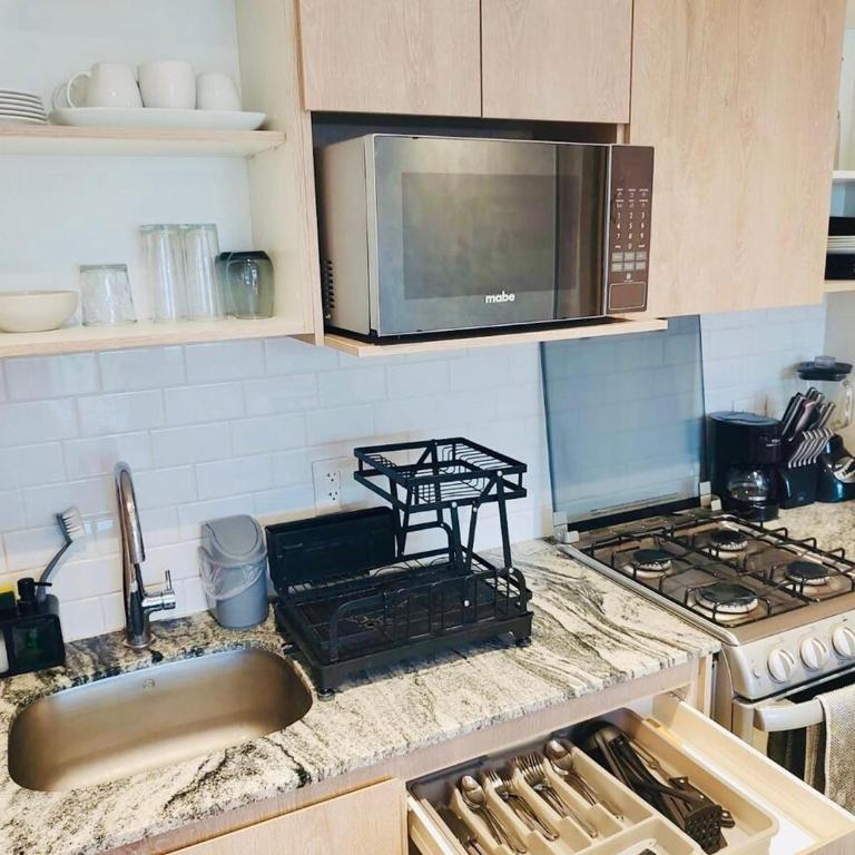 Yu Country GDL 1parking 2BR 2BA - Three-Bedroom Apartment - 11
