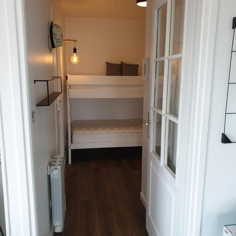 32 m2 appartement idéal famille avec parking privé - Appartement 1 Chambre - 10