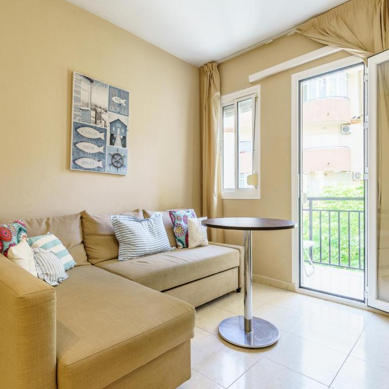 City Apartment Fuengirola near beach - One-Bedroom Apartment - 2