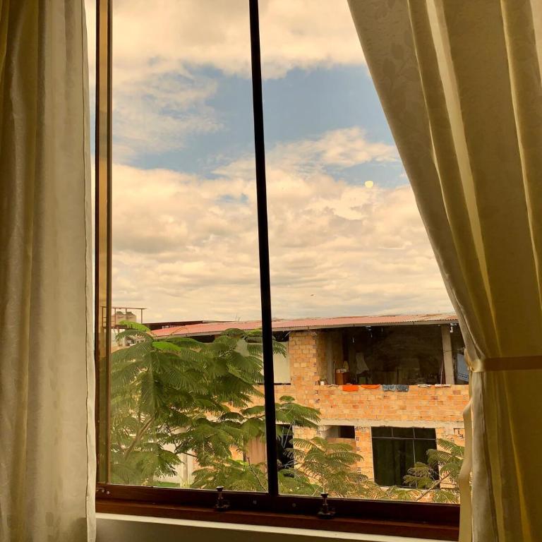 Feel at home 12 minutes from the airport - Two-Bedroom Apartment - 10