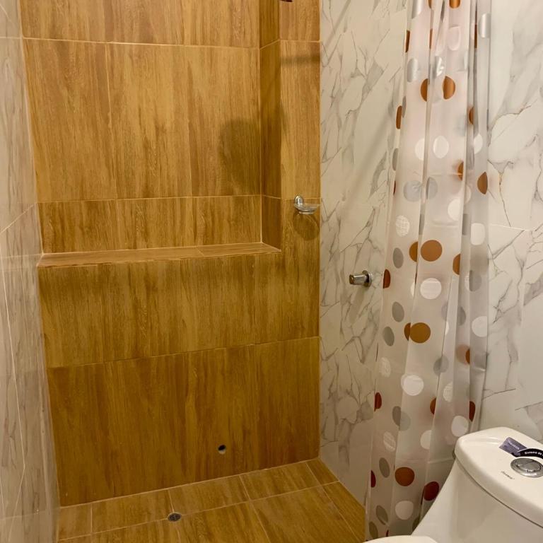 Feel at home 12 minutes from the airport - Two-Bedroom Apartment - 18