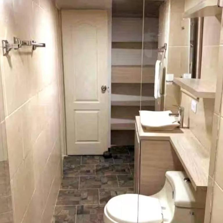 Group Stay in Poblado - Walk Everywhere - King Bed - Apartment - 22