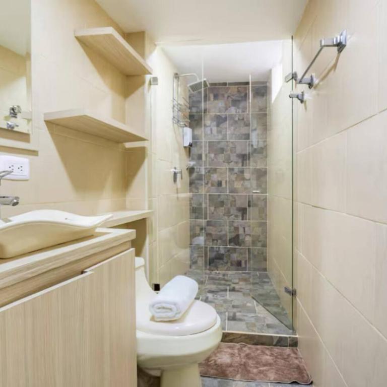 Group Stay in Poblado - Walk Everywhere - King Bed - Apartment - 25