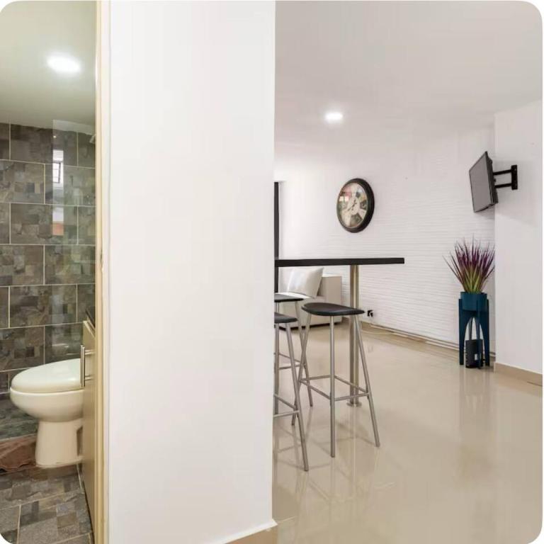Group Stay in Poblado - Walk Everywhere - King Bed - Apartment - 29