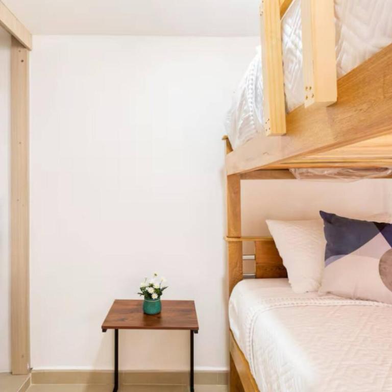 Group Stay in Poblado - Walk Everywhere - King Bed - Apartment - 32