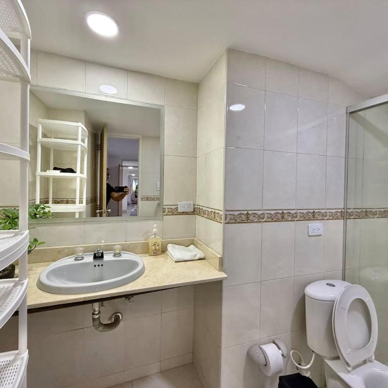 Medellin Poblado Gem Walk to Provenza and Lleras - Apartment - 20