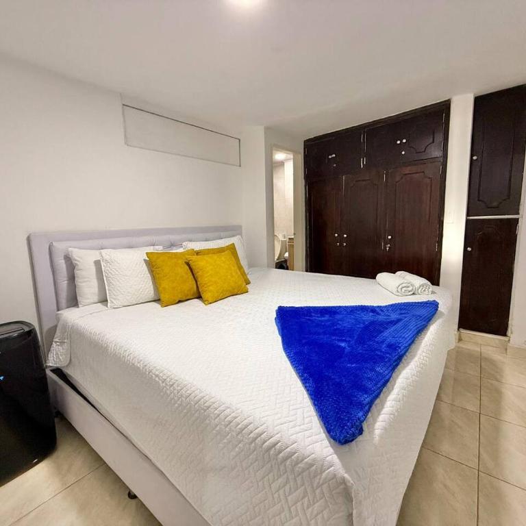Poblado Gem Walk to Provenza and Steps to Cafes - Apartment - 5