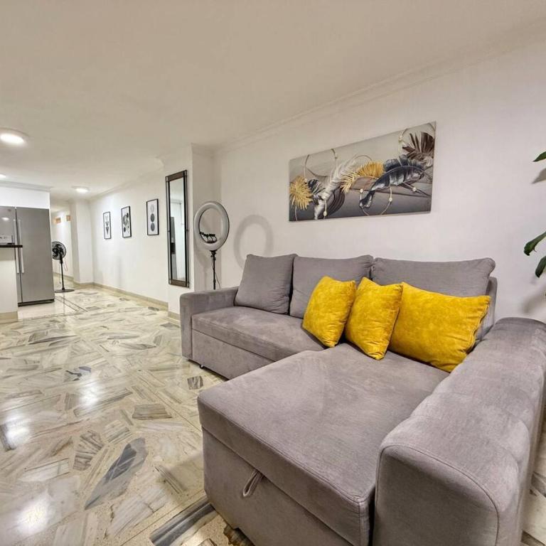 Poblado Gem Walk to Provenza and Steps to Cafes - Apartment - 7