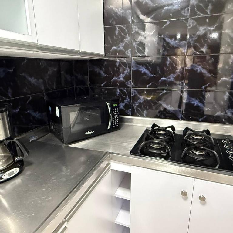 Poblado Gem Walk to Provenza and Steps to Cafes - Apartment - 14