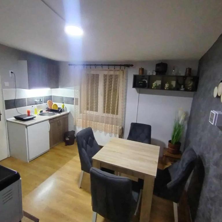 Vikendica Stari Grad - Kuća sa 1 Spavaćom Sobom - 10