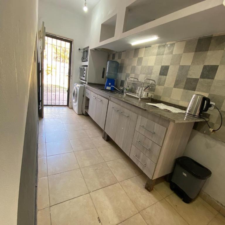 Kingston House - One-Bedroom House - 8