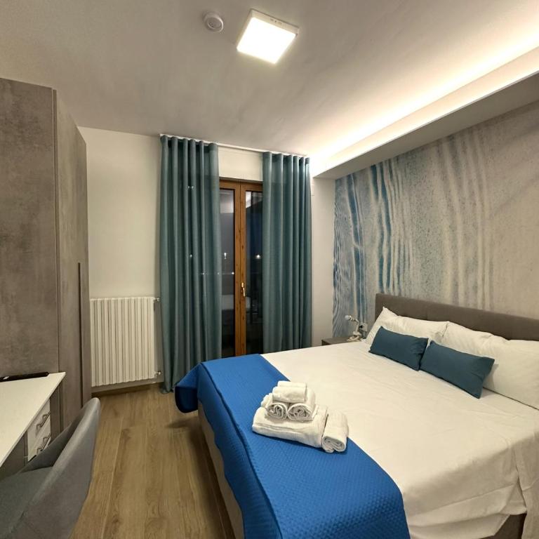 Stella Marina - Family Room with Sea View - 18