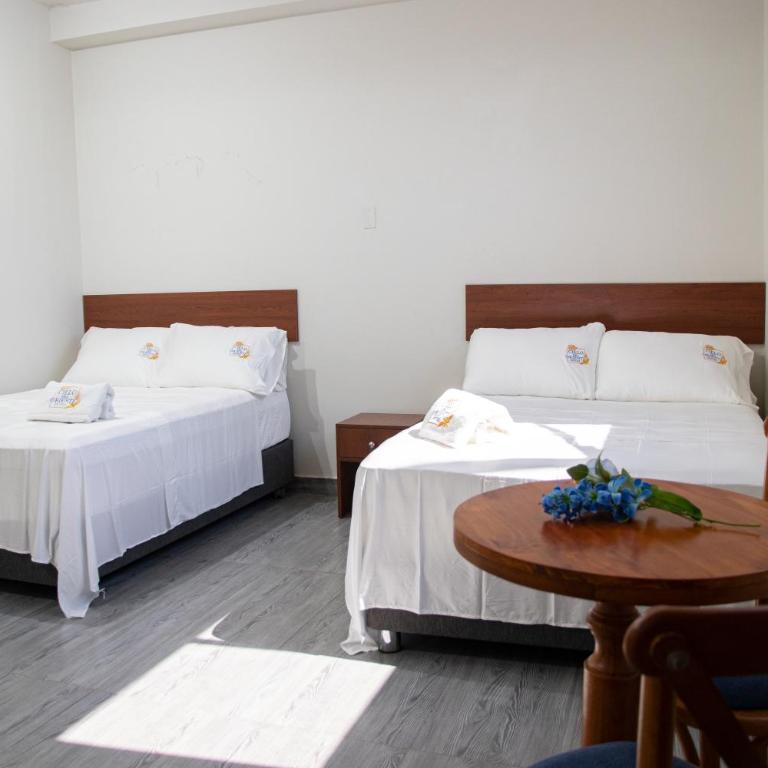Cielo del Oriente Hotel - Double Room with Private Bathroom - 3
