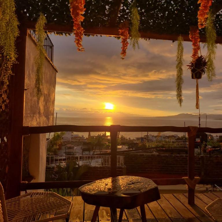 Casa Sunset, Best Ocean Views in the city - Habitación Doble con terraza - 2 camas - 5