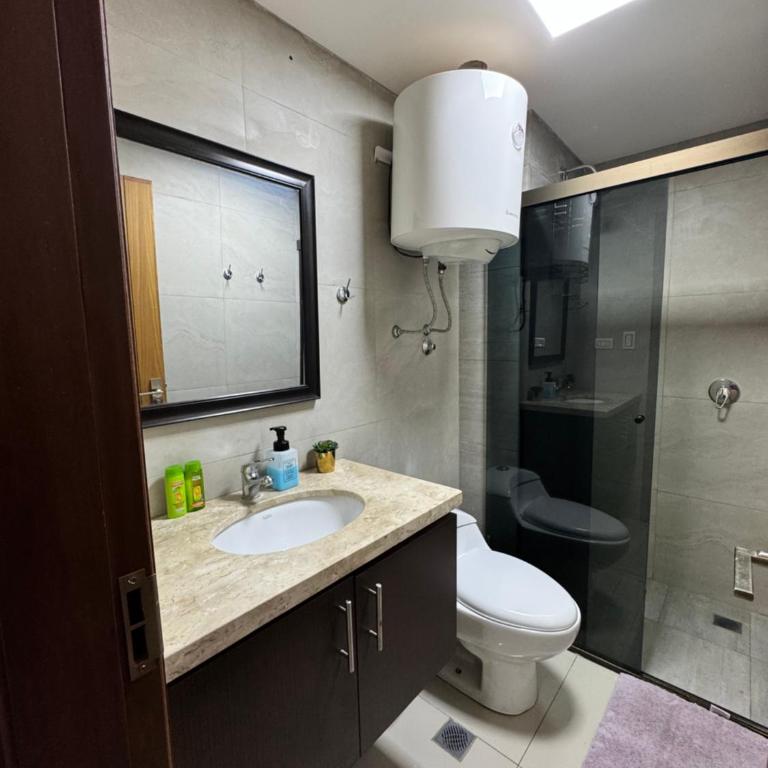 Confortable Monoambiente Equipetrol - One-Bedroom Apartment - 6