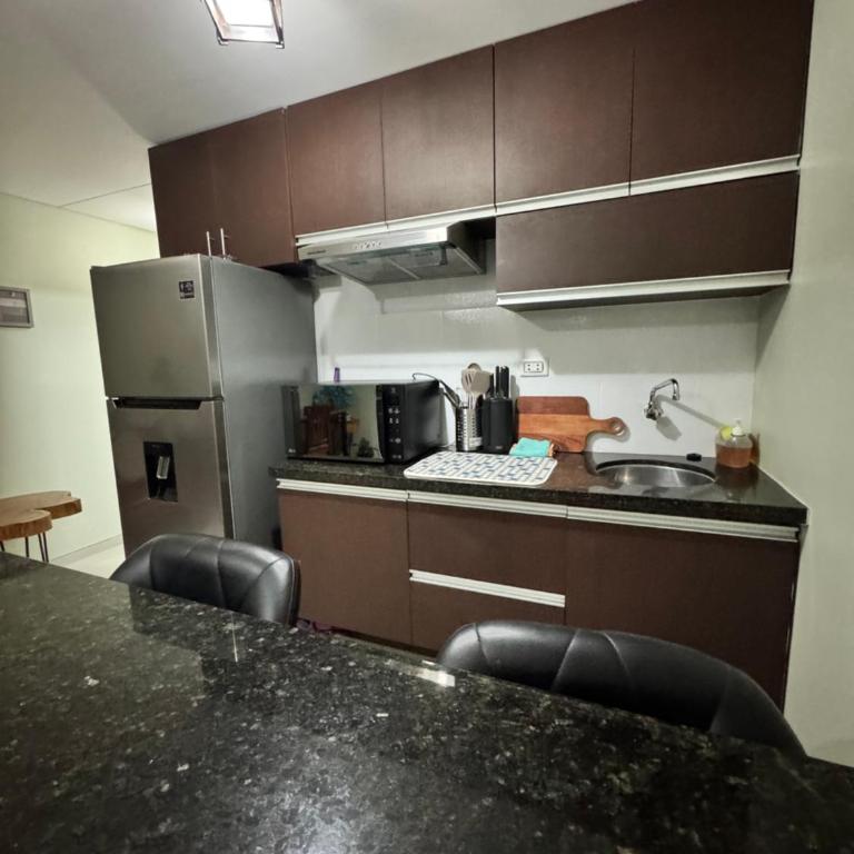 Confortable Monoambiente Equipetrol - One-Bedroom Apartment - 9