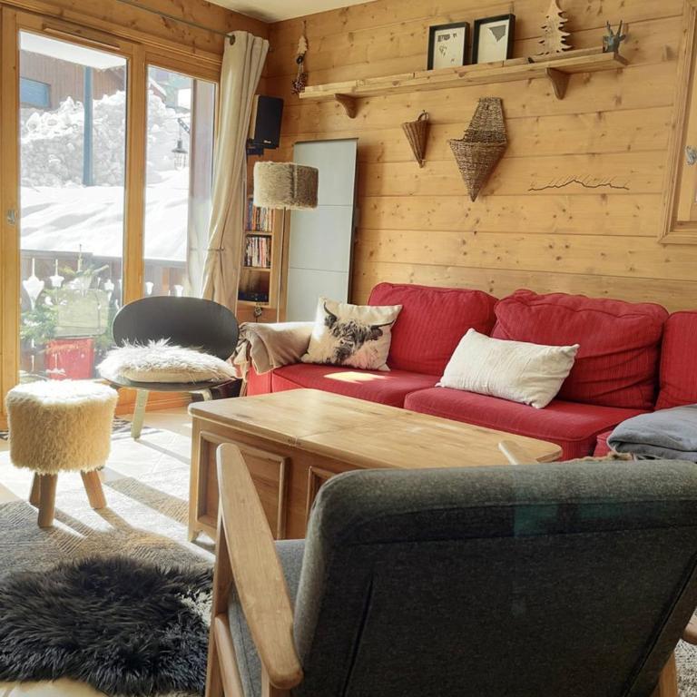 Appartement cosy 3 pièces avec balcon exposé sud, proche piscine et ski bus, idéal pour 4 personnes - FR-1-572-245 - Apartment (4 Erwachsene) - 1