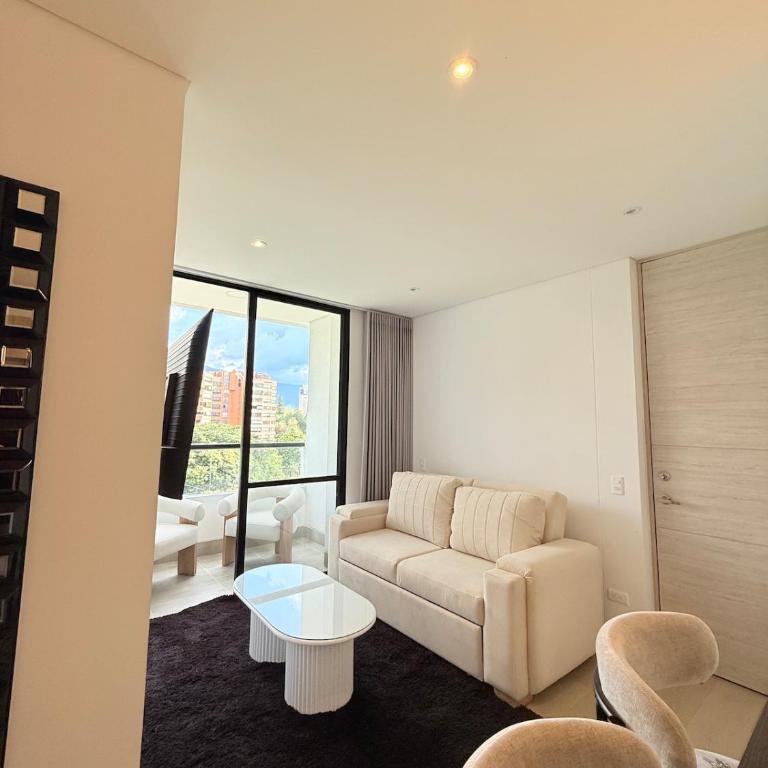 Poblado de lujo - Two-Bedroom Deluxe Apartment with Balcony - 2