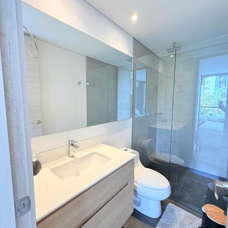 Poblado de lujo - Two-Bedroom Deluxe Apartment with Balcony - 15