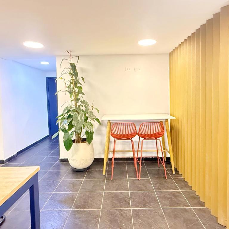 Exclusive Studio El poblado - One-Bedroom Apartment with Balcony - 21