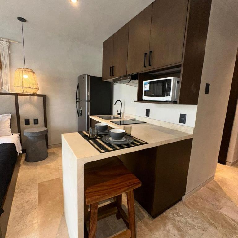 Studio with balcony in the downtown, WiFi 150MB, laundry and parking free - Apartamento de 1 dormitorio - 5