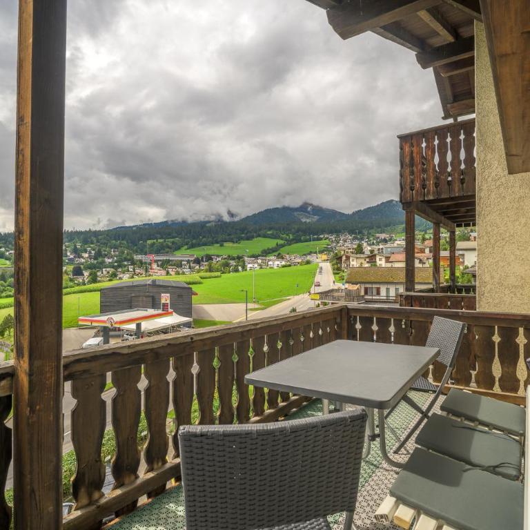 Edelweiss Ferienwohnung, Attica Muntognas - Apartment mit Blick auf die Berge - 13