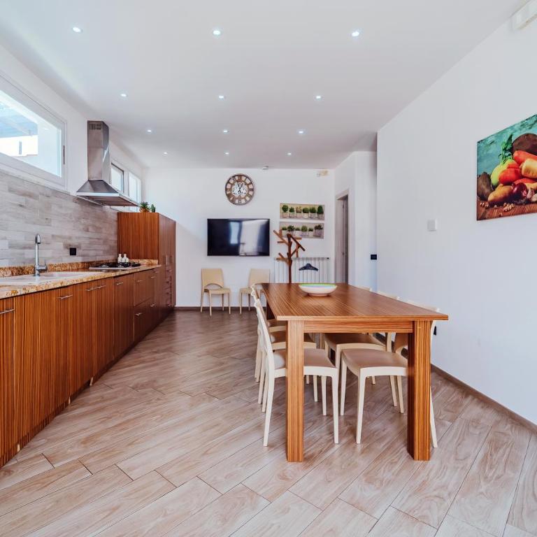 Villa con Piscina sul Mare a Terrasini - Villa con 3 Camere da Letto - 46