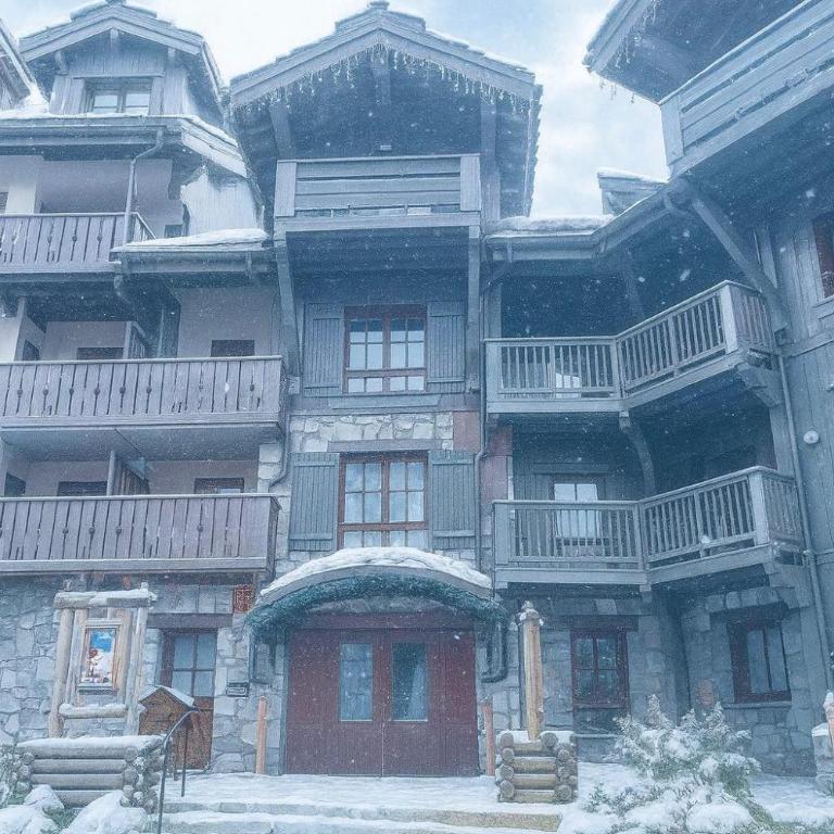 ARC 1950 - Appartement 10 personnes Duplex Cheminée - ski aux pieds - Sauna, Hammam, Jacuzzi, Piscine - Apartamento de 3 dormitorios con vistas a las montañas - 38