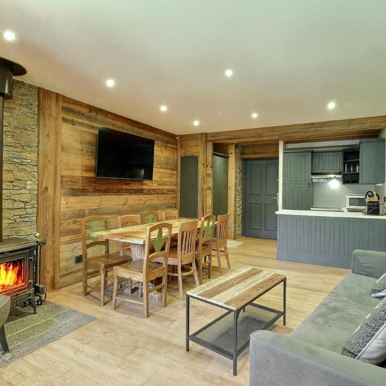 ARC 1950 - Appartement 10 personnes Duplex Cheminée - ski aux pieds - Sauna, Hammam, Jacuzzi, Piscine - Apartamento de 3 dormitorios con vistas a las montañas - 11