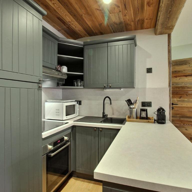 ARC 1950 - Appartement 10 personnes Duplex Cheminée - ski aux pieds - Sauna, Hammam, Jacuzzi, Piscine - Apartamento de 3 dormitorios con vistas a las montañas - 15