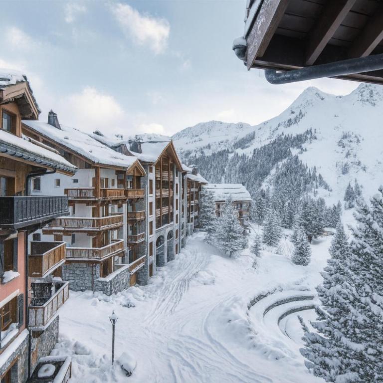 ARC 1950 - Appartement 10 personnes Duplex Cheminée - ski aux pieds - Sauna, Hammam, Jacuzzi, Piscine - Apartamento de 3 dormitorios con vistas a las montañas - 10