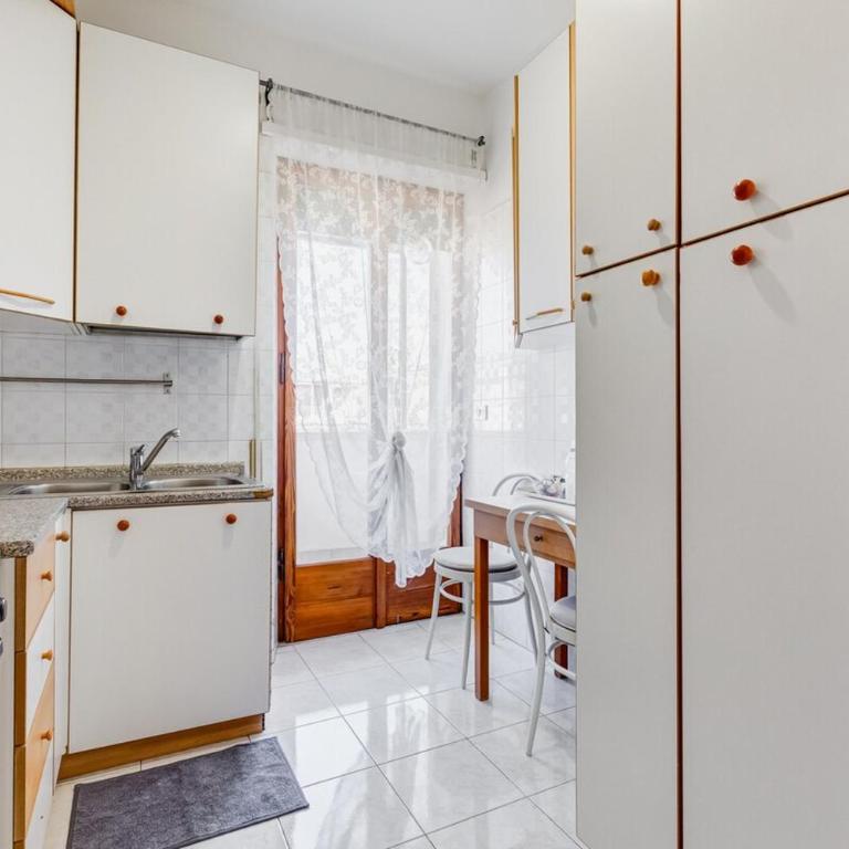 Karolina's Home, 2-BDR at Vatican - Appartamento con 2 Camere da Letto - 47