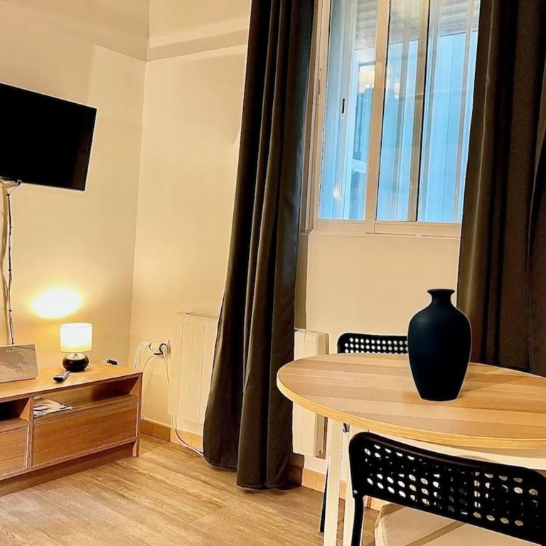 Lavapies Love Nest - One-Bedroom Apartment - 1