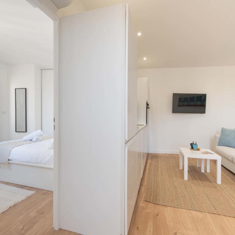 Cannes 1-Br Apartment Near the City Center - Apartment - 9