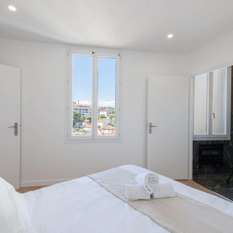 Cannes 1-Br Apartment Near the City Center - Apartment - 12