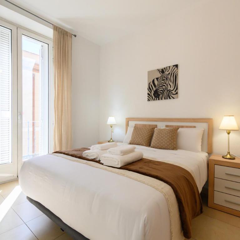 Apartamento de 2 Dormitorios a Pasos de Gran Vía Vive en el Corazón de Madrid DIN133B - Two-Bedroom Apartment - 22