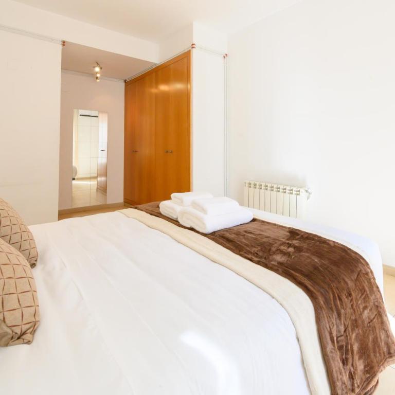 Apartamento de 2 Dormitorios a Pasos de Gran Vía Vive en el Corazón de Madrid DIN133B - Two-Bedroom Apartment - 41